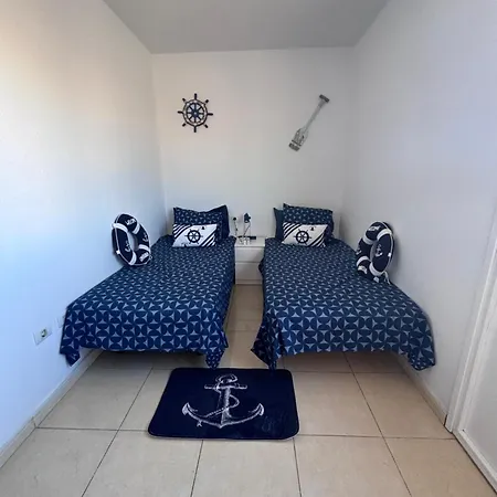 Apartamento Casa Gloria 2 *